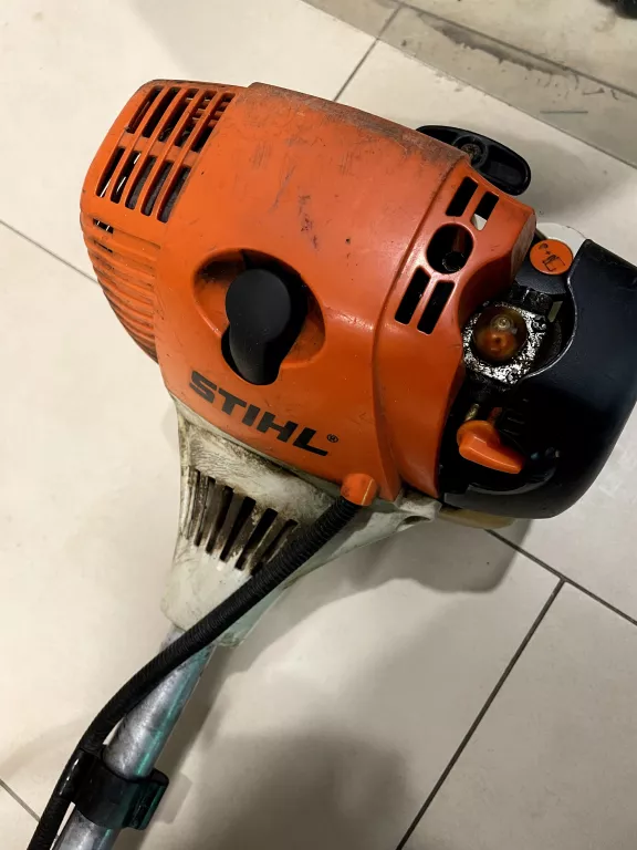 KOSA SPALINOWA FS 100 STIHL