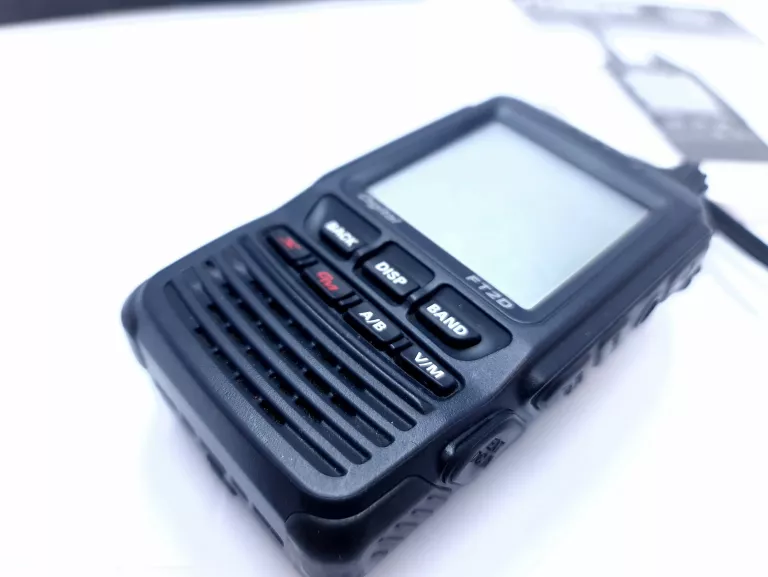 RADIOTELEFON YAESU FT2DR C4FM 144/430MHZ