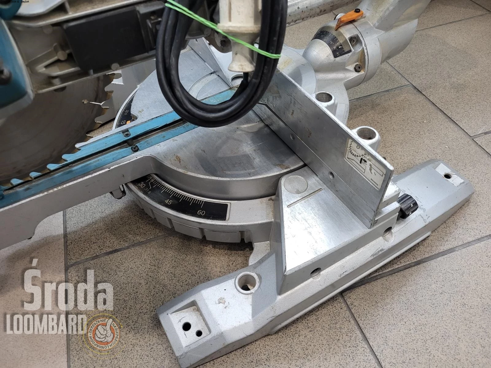 uzywana-ukosnica-makita-ls1018l-solo-stan-uzywany