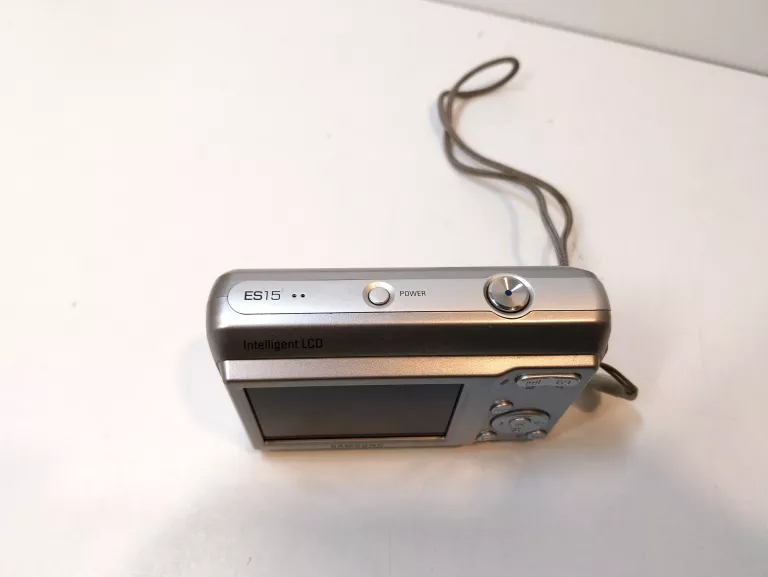 aparat-fotograficzny-samsung-es15-rozdzielczosc-1020