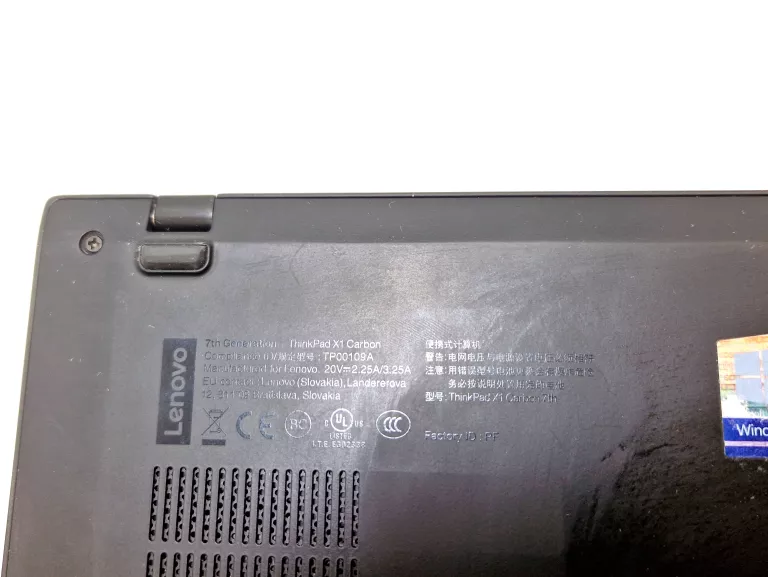 LAPTOP LENOVO THINK PAD X1 CARBON I7/16 GB RAM 1 TB 7GEN