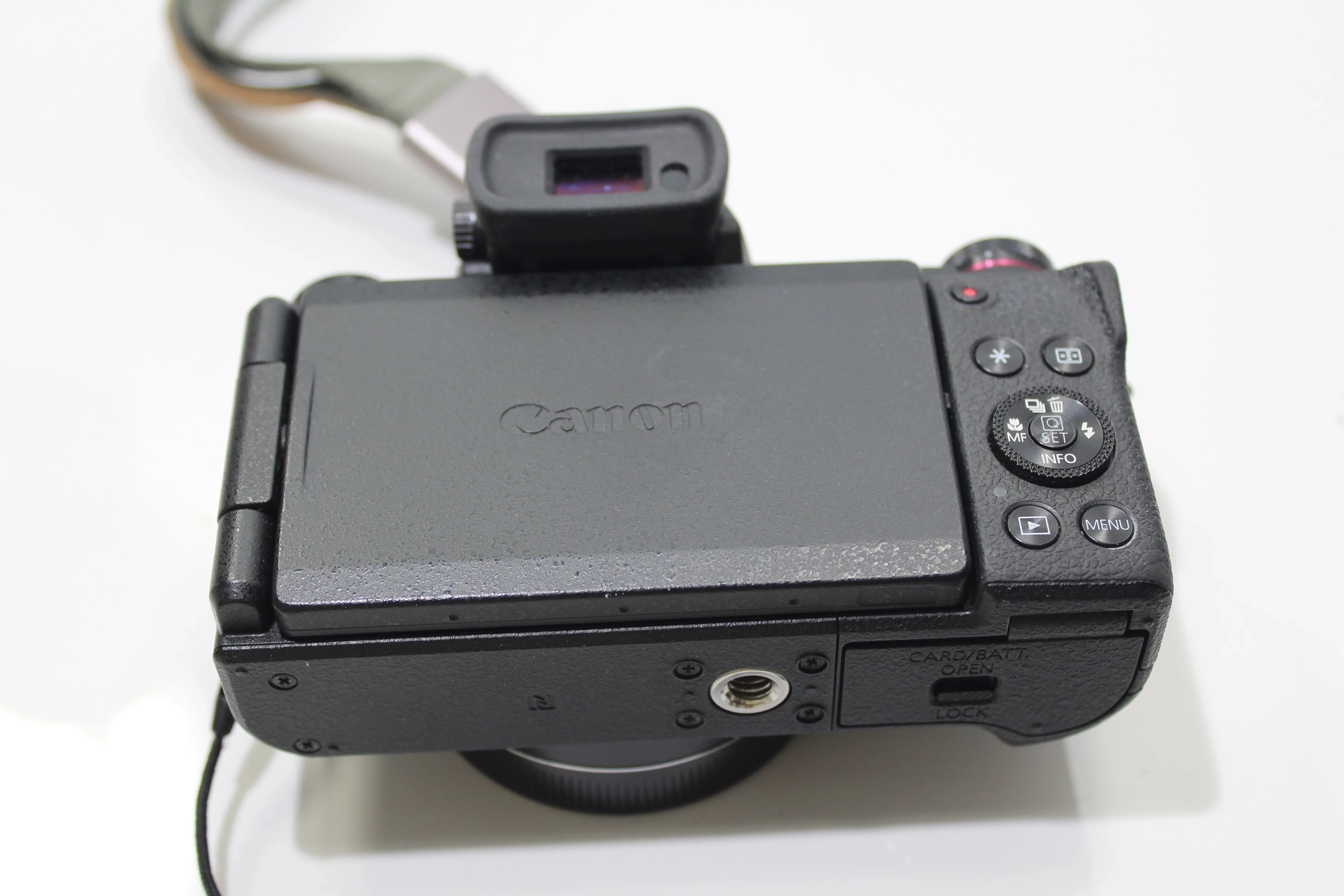 aparat-canon-powershot-g1-x-mark-3-komplet-zoom-optyczny-30