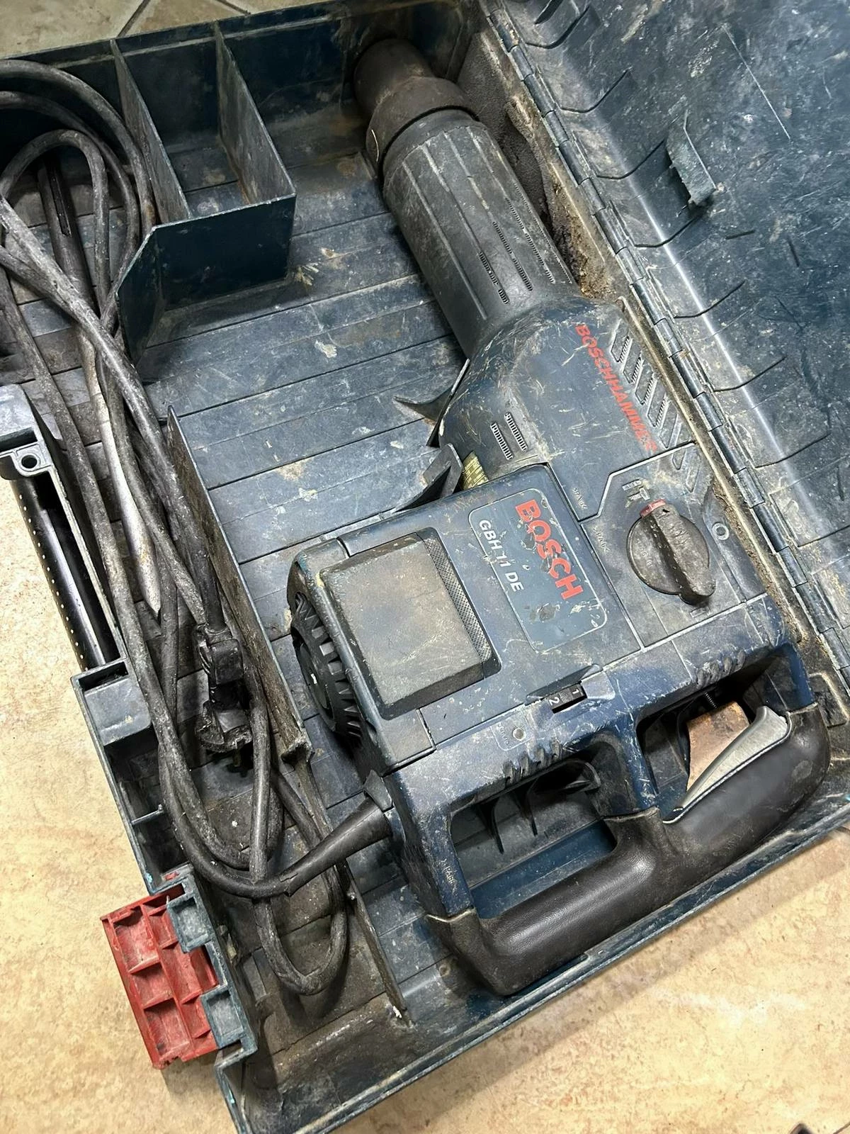 mlot-udarowy-bosch-gbh-11-de-stan-uzywany