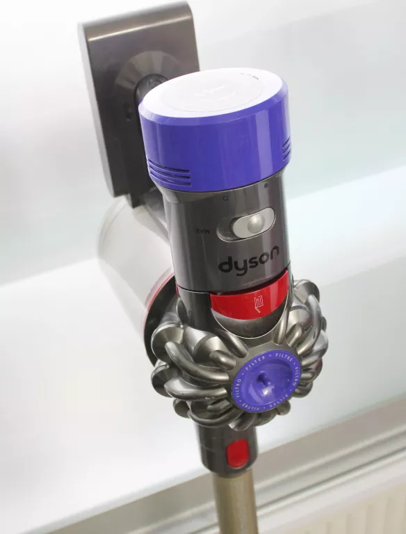 ODKURZACZ PIONOWY BEZPRZEWODOWY DYSON V8 MOTORHEAD