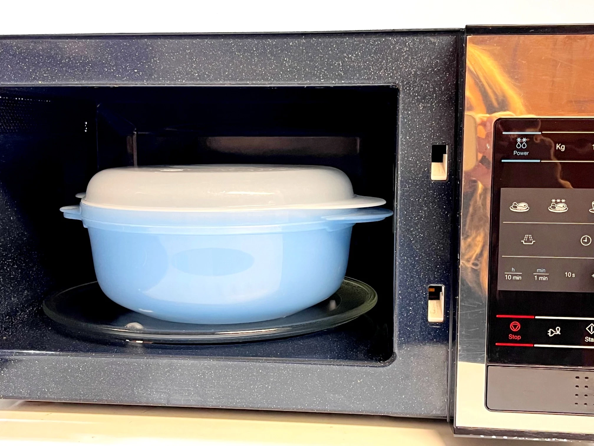 mikrofalowka-samsung-me83m-pojemnosc-23