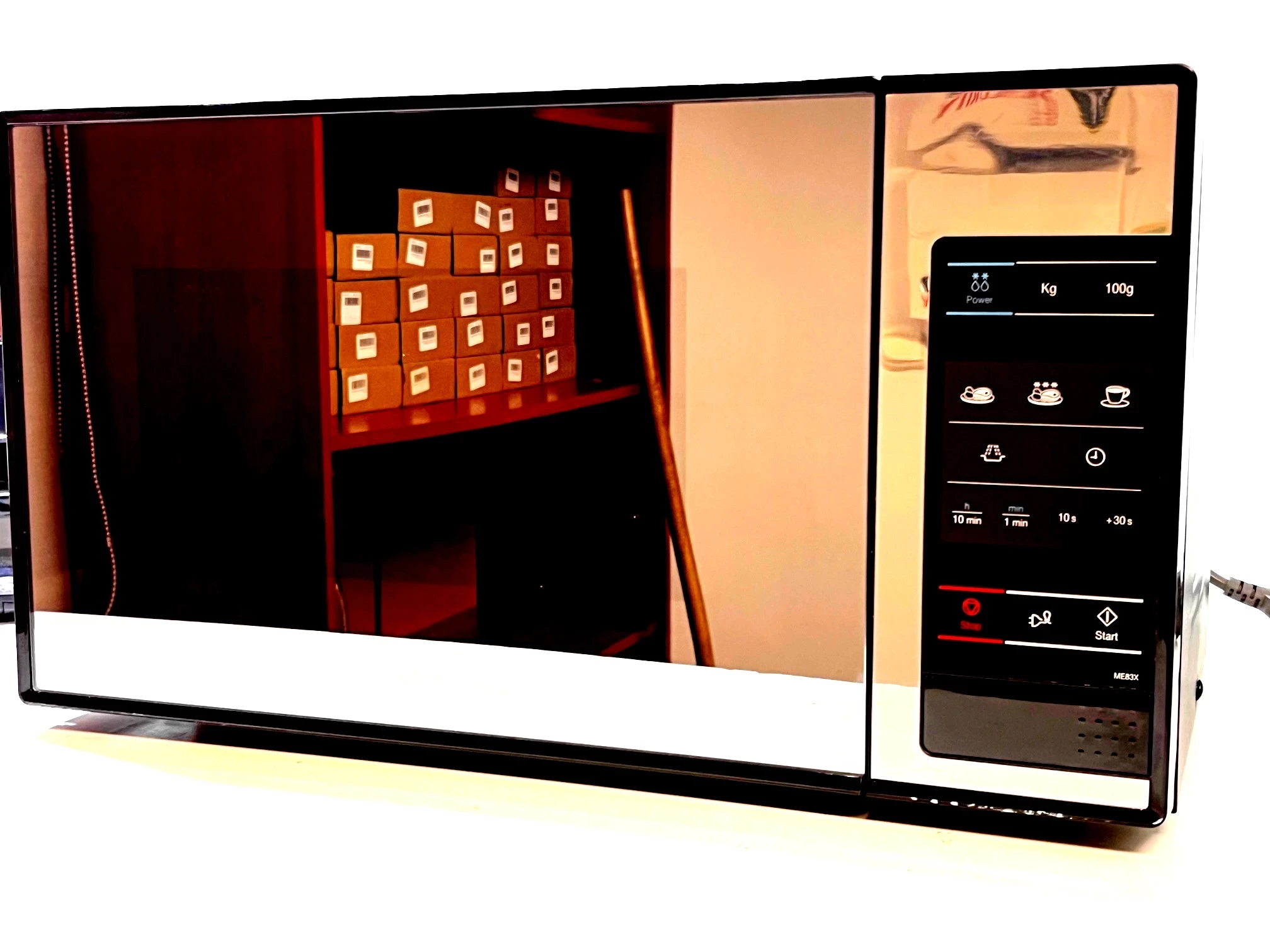 mikrofalowka-samsung-me83m-moc-mikrofal-800