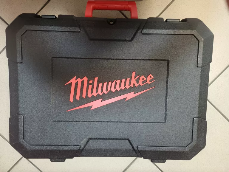 MILWAUKEE M18 HCCT PRASA ZACISKARKA HYDRAULICZNA 18V 1X2,0AH