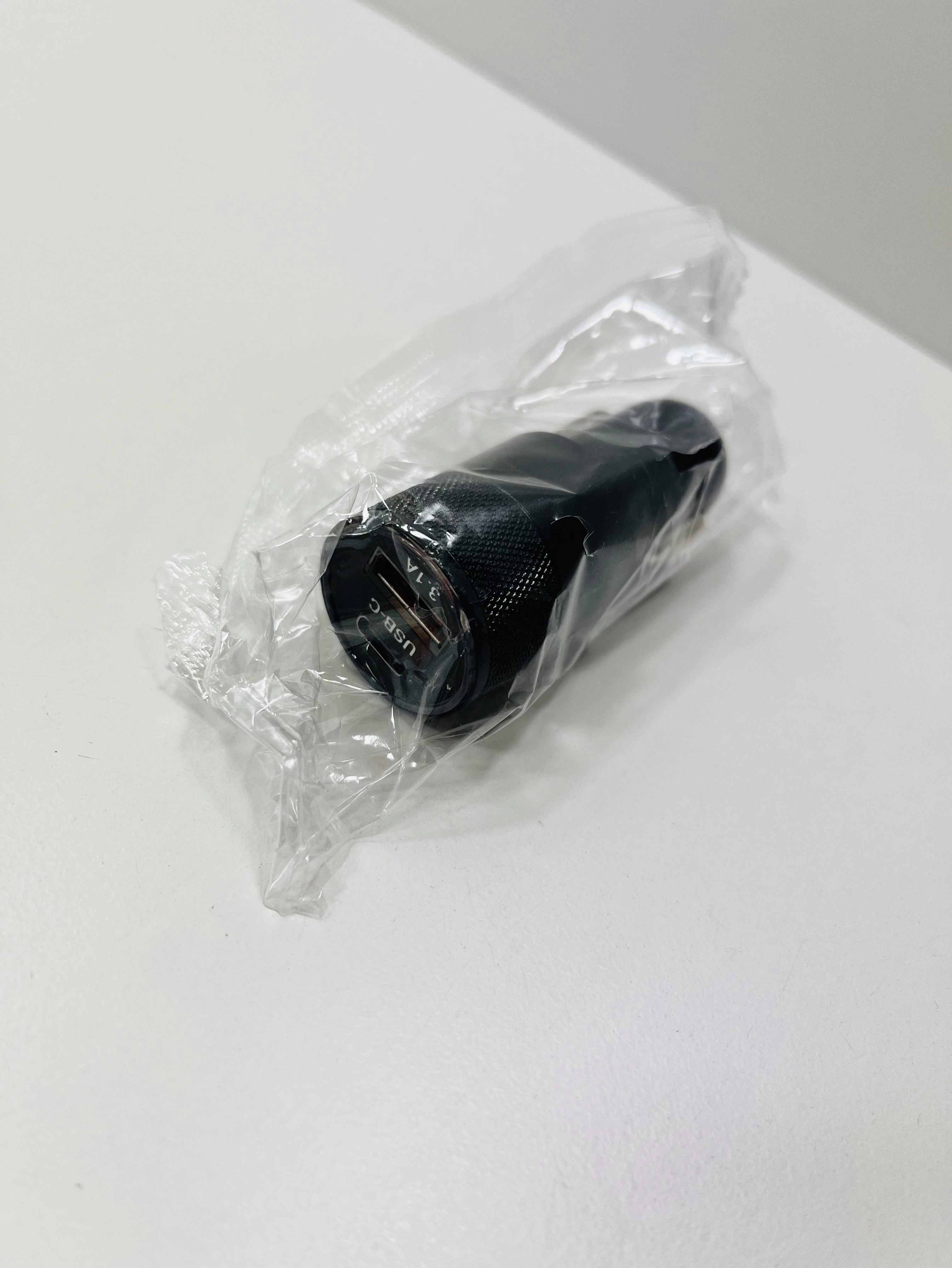 ladowarka-samochodowa-usb-c-31-czarna-slupska-14-katowice