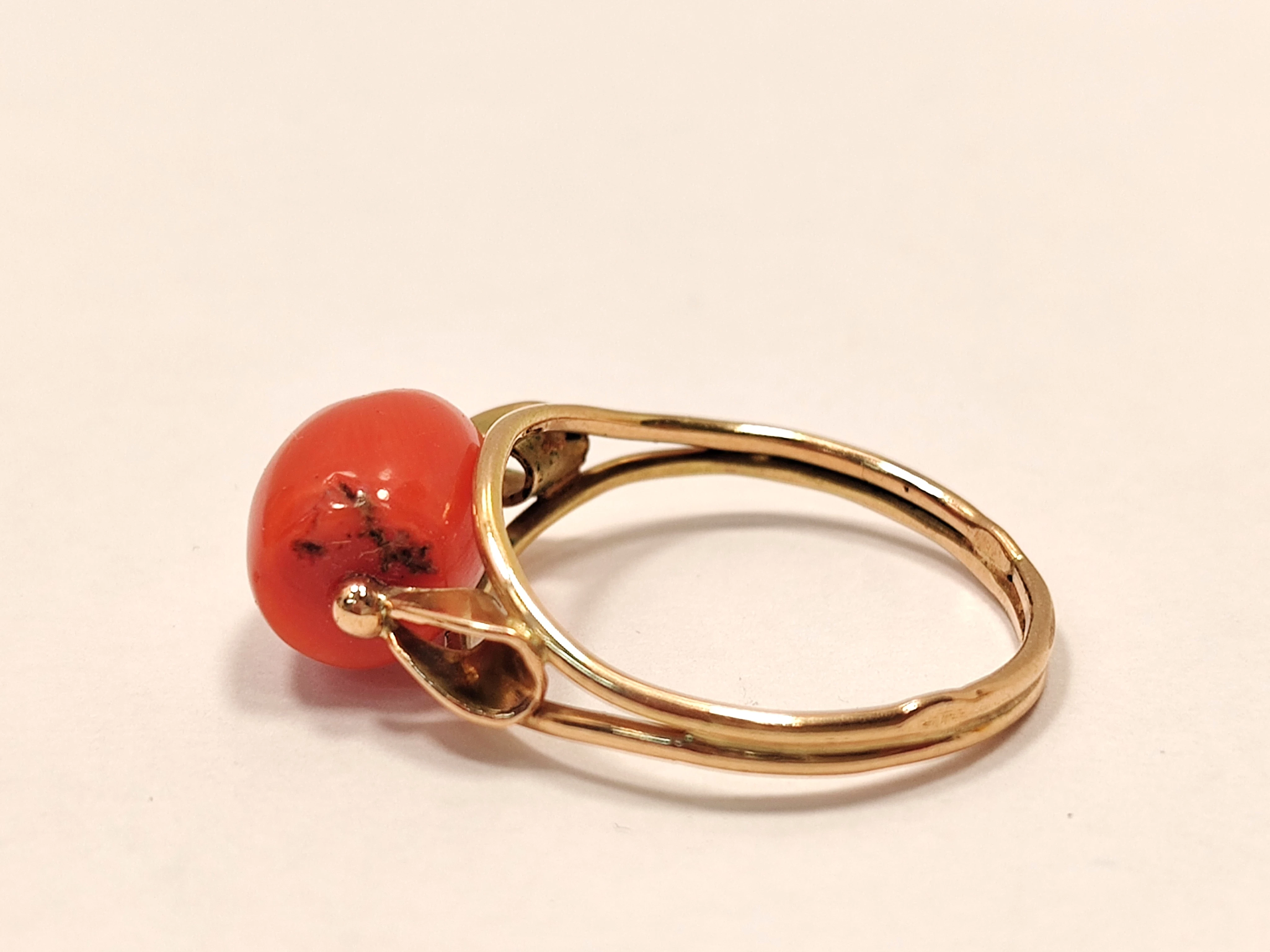 zloty-pierscionek-z-koralem-274g-r16-stan-11323-2