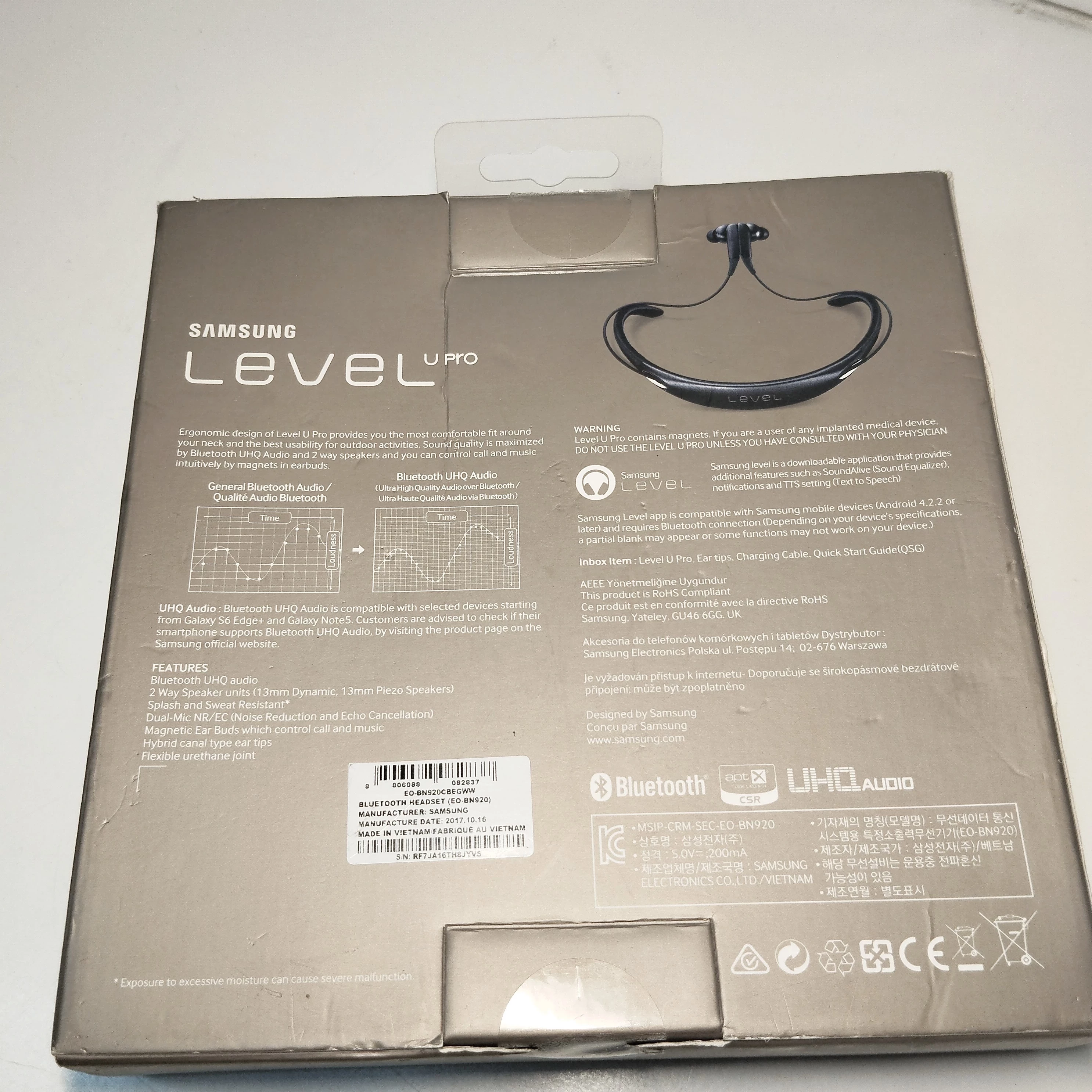 sluchawki-samsung-level-u-pro-pudelko-model-level-u-pro