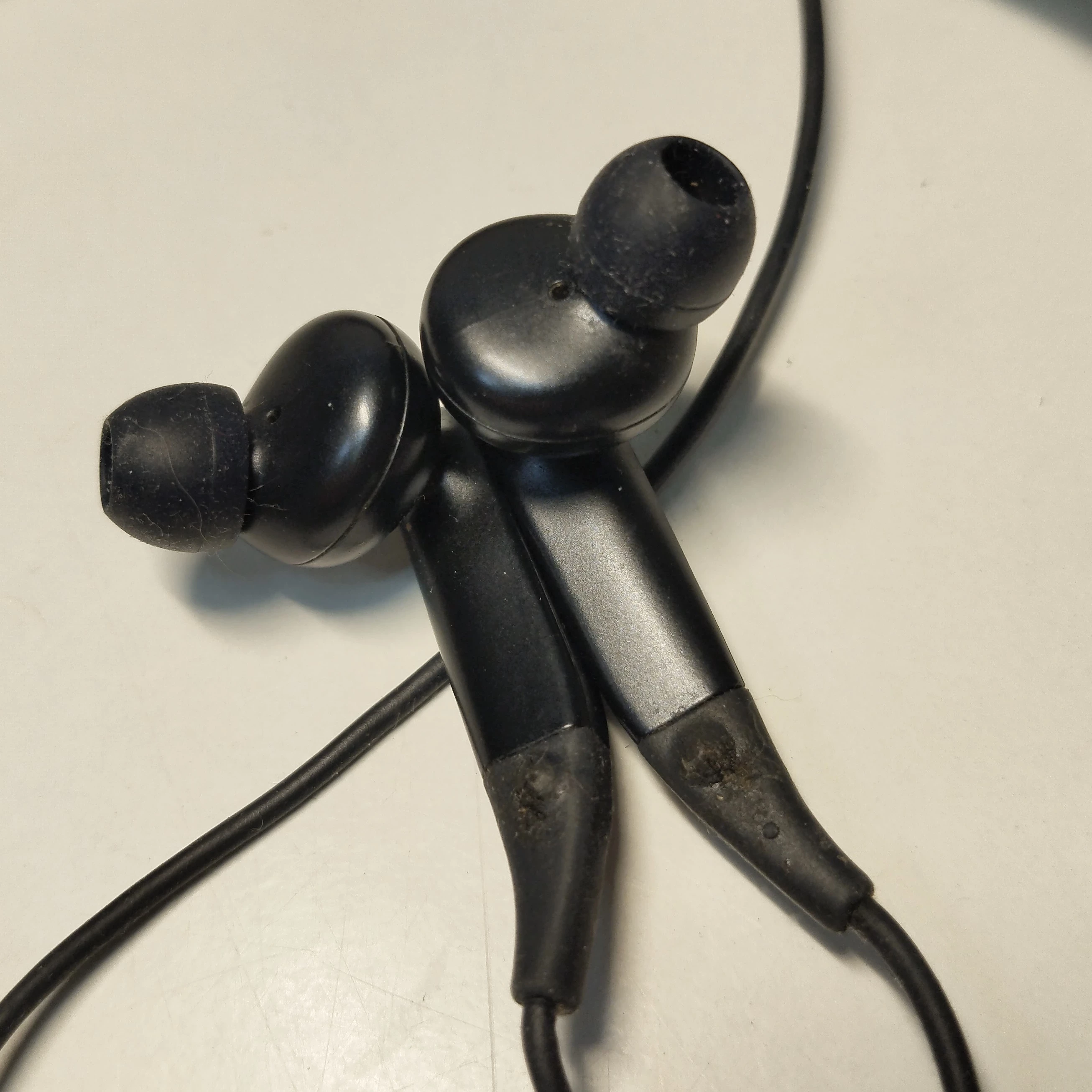 sluchawki-samsung-level-u-pro-pudelko-marka-samsung