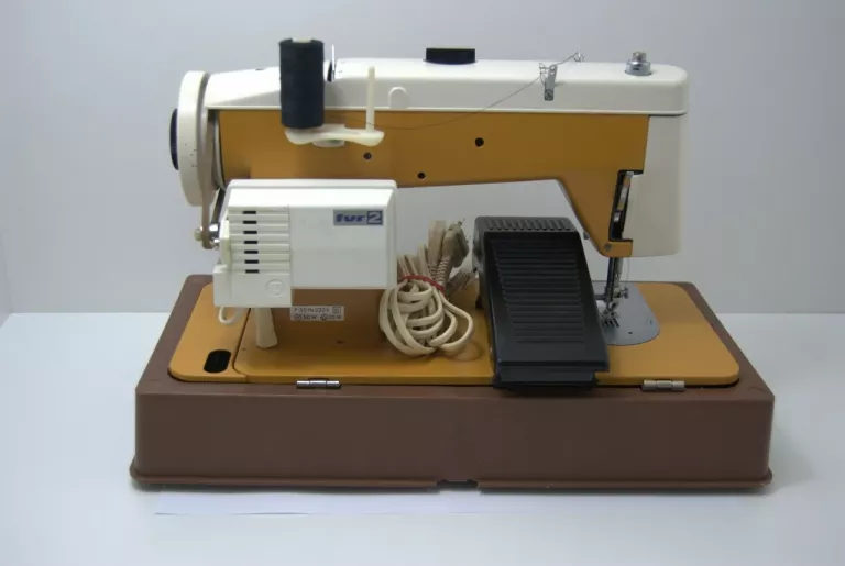 maszyna-do-szycia-predom-lucznik-455-raclawicka-15-swidnik