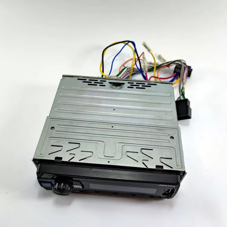 RADIO SAMOCHODOWE ALPINE UTE-201BT USB AUX
