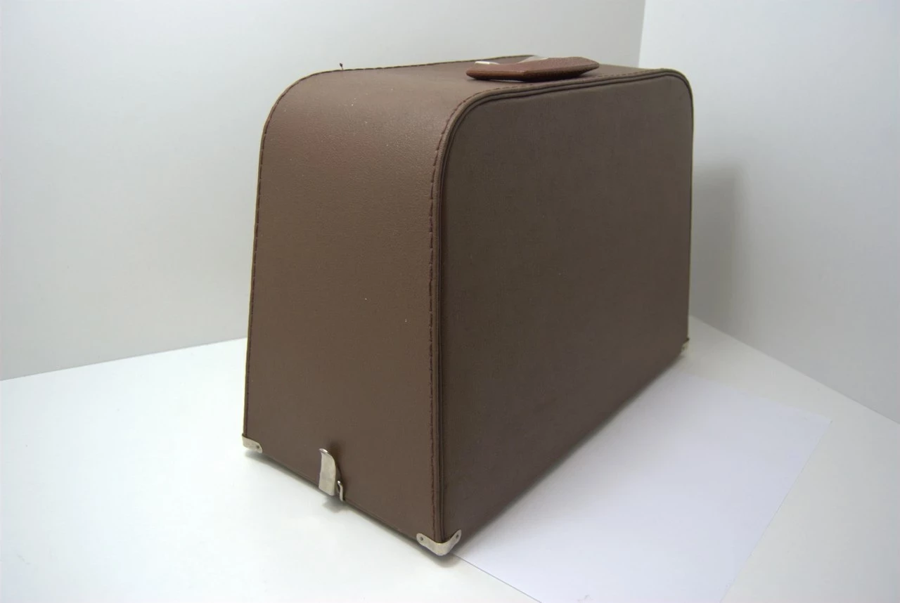 maszyna-do-szycia-predom-lucznik-455-marka-lucznik