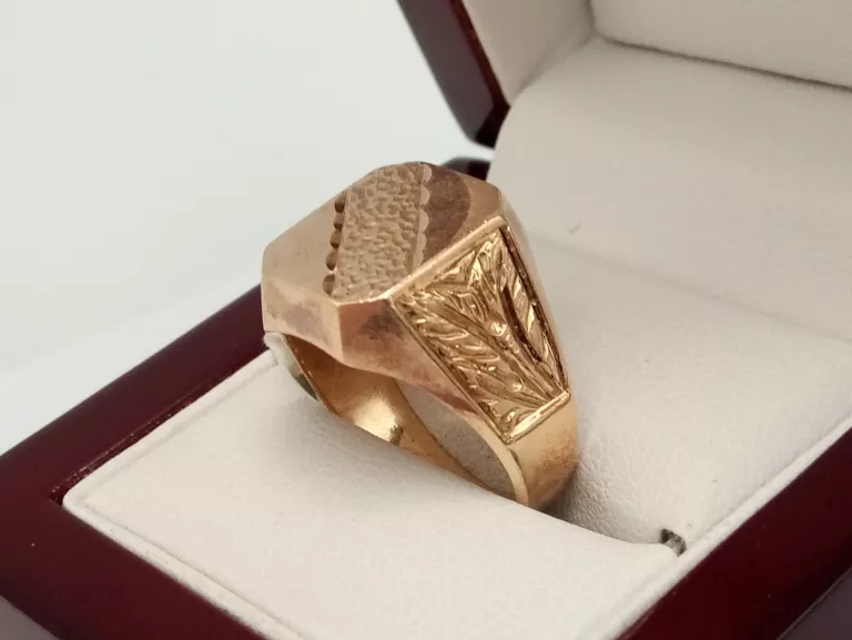 CIEKAWY ZŁOTY SYGNET 585 14 8,08G R23