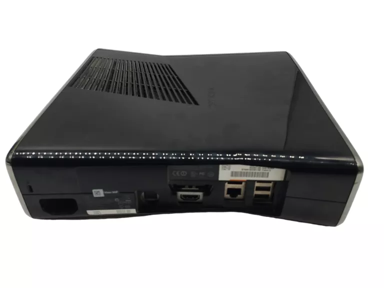 KONSOLA MICROSOFT XBOX 360 250GB +PAD+KINEKT 8GIER