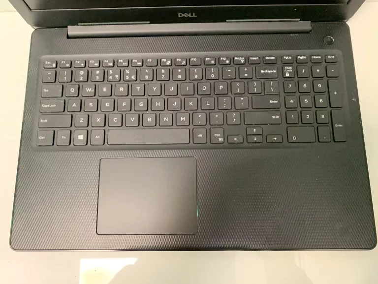 LAPTOP DELL INSPIRON 15-3583 I5-8265U 8GB 256SSD