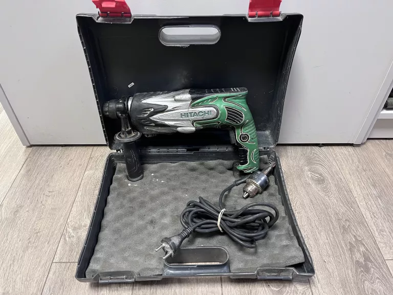 MŁOTOWIERTARKĘ HITACHI DH24PC3