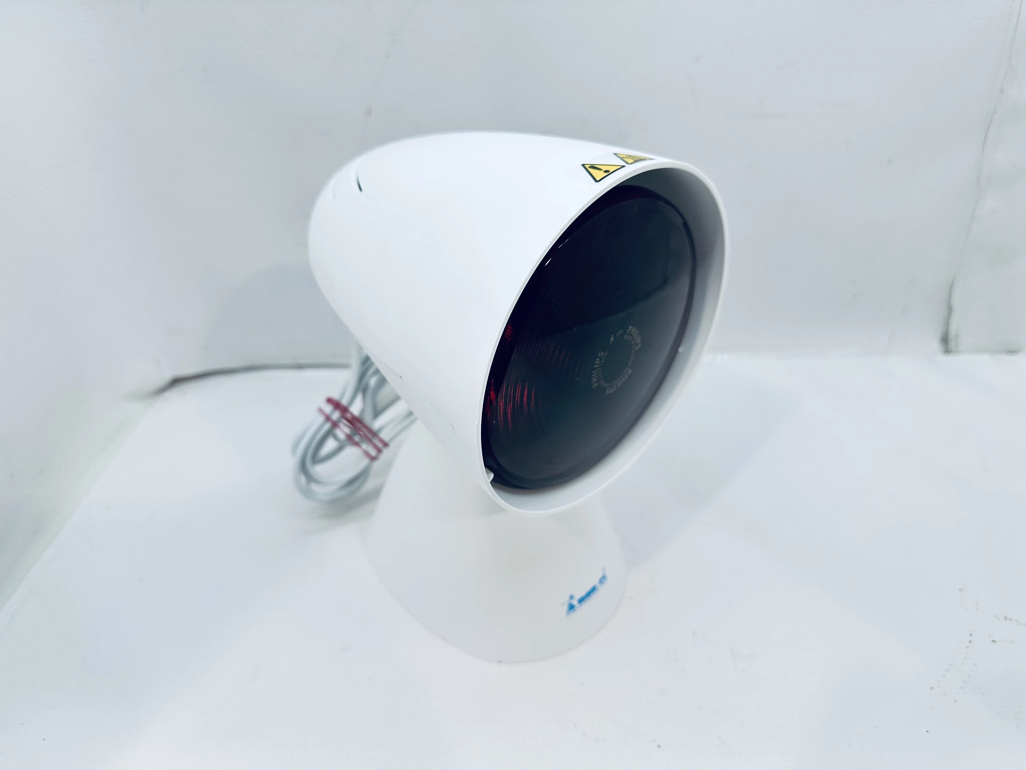 lampa-lecznicza-na-podczerwien-momert-3001-komplet-kolor-dominujacy-bialy