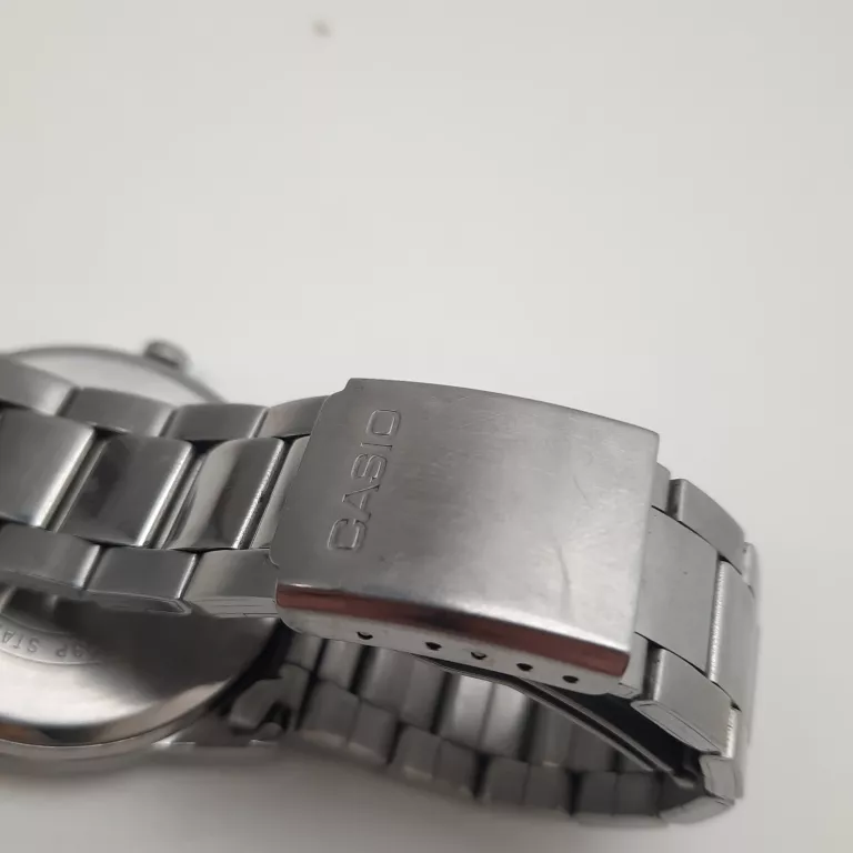 KLASYCZNY ZEGAREK MĘSKI CASIO MTP-1303P