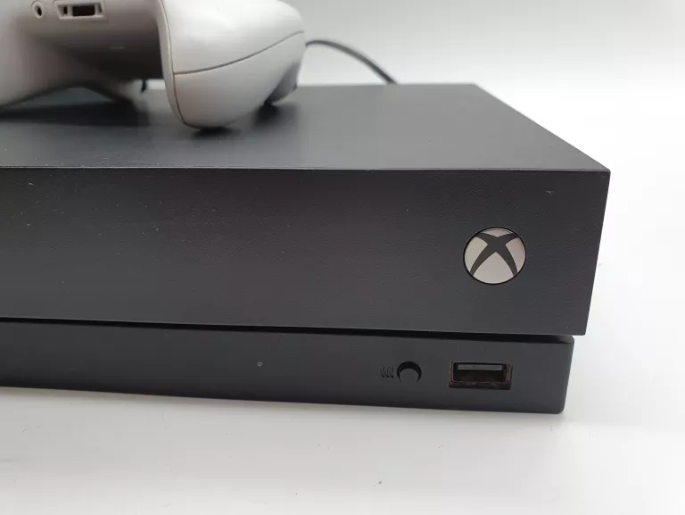 KONSOLA XBOX ONE X