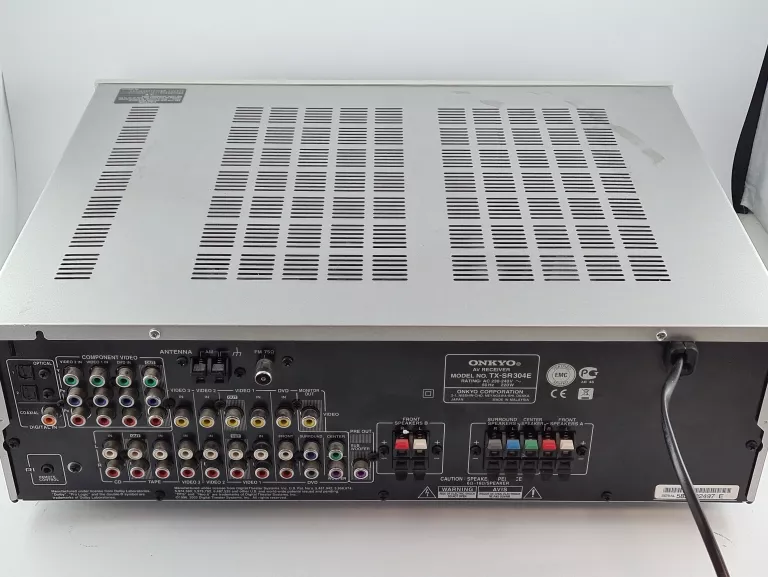 AMPLITUNER ONKYO TX-SR304E