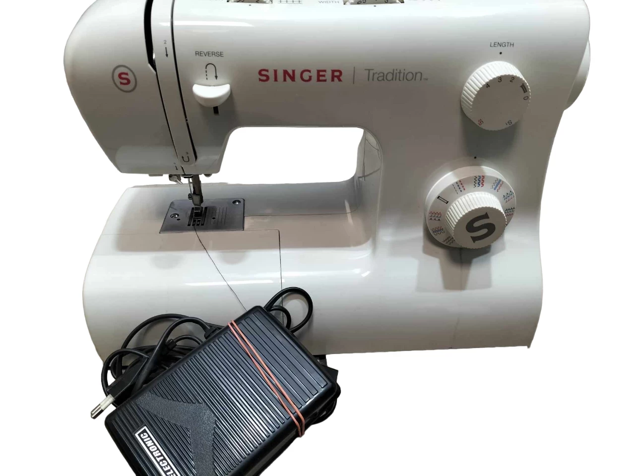 maszyna-do-szycia-singer-tradition-2282-model-tradition