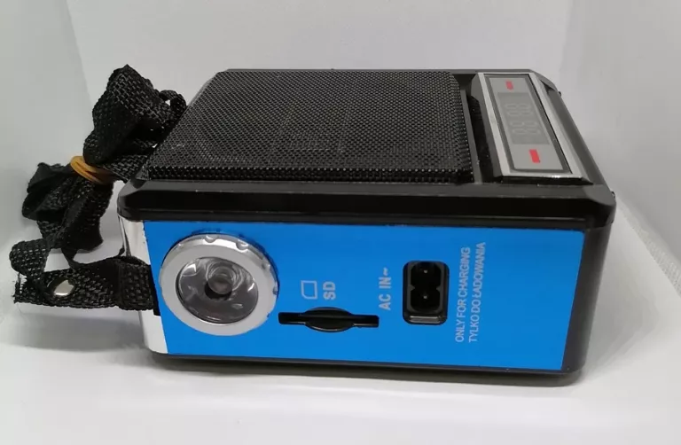 radio-manta-rdi102-usb-sd-lampka-led-marka-manta