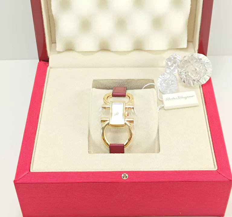 SALVATORE FERRAGAMO ZEGAREK DAMSKI SFDO00419 #POWYSTAWOWY