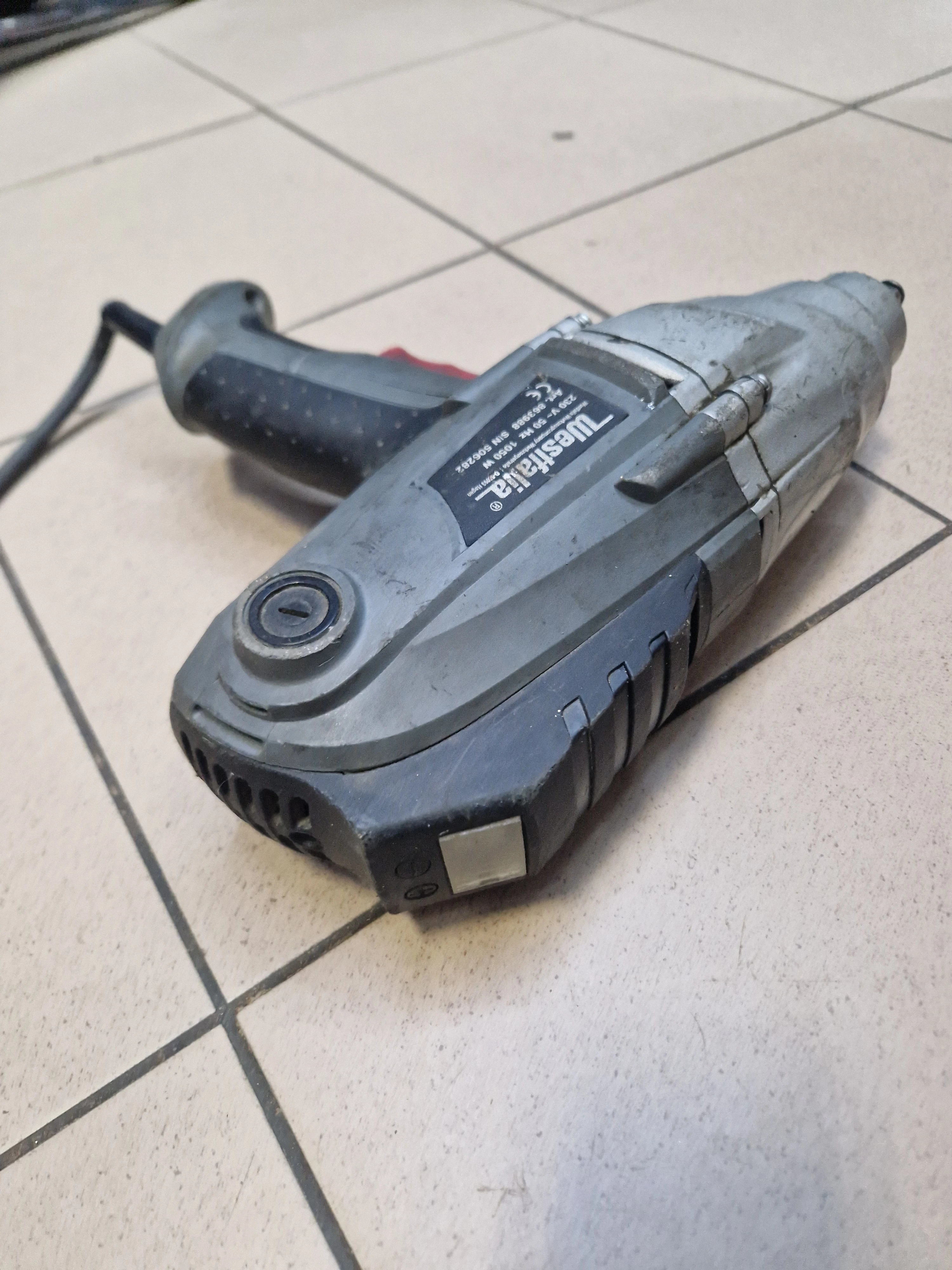 elektryczny-klucz-udarowy-westfalia-1050w-regulacja-lcd-marka-westfalia