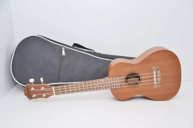 UKULELE MELLOW UK-3