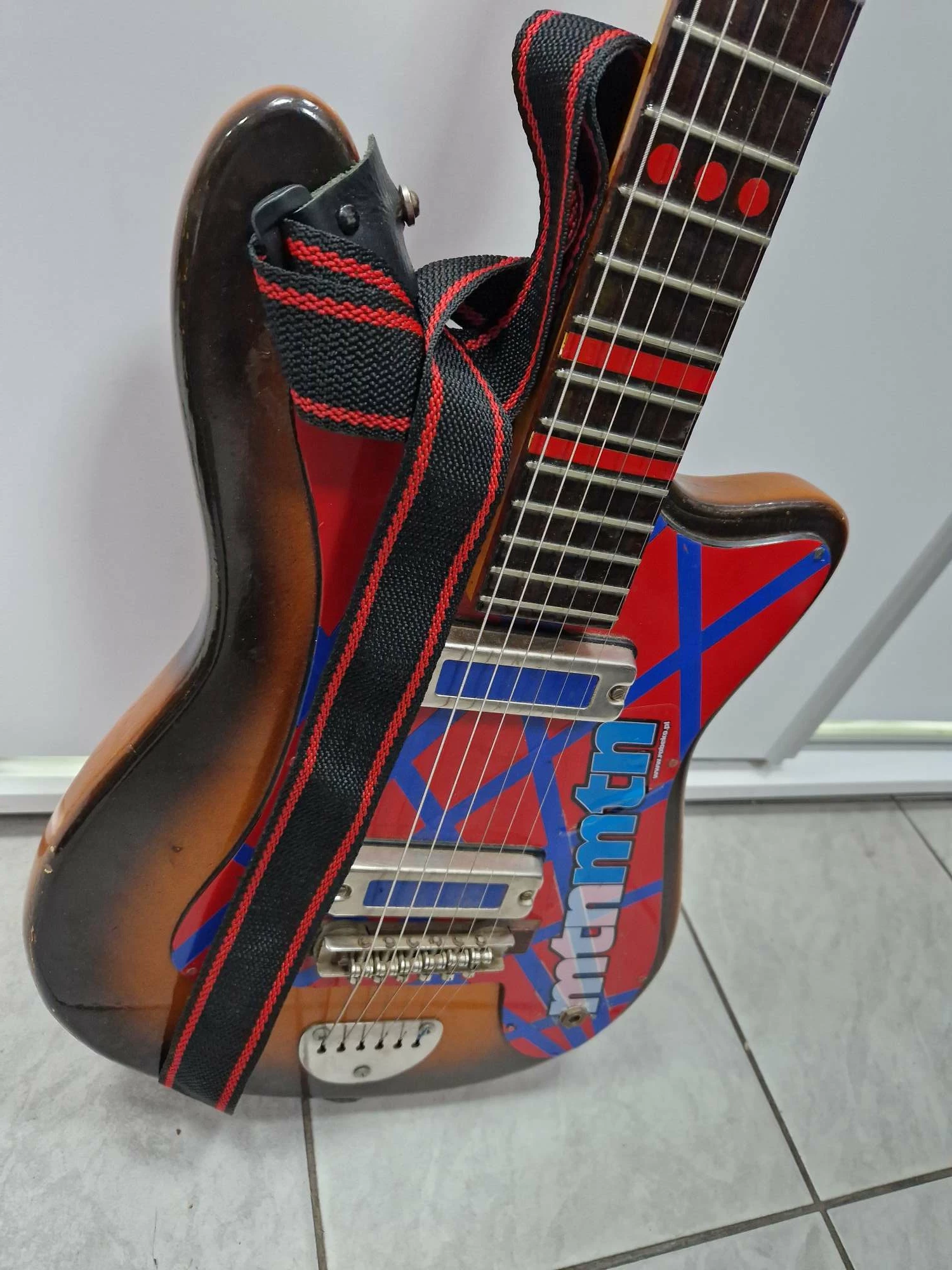 gitara-elektryczna-kod-producenta-123456