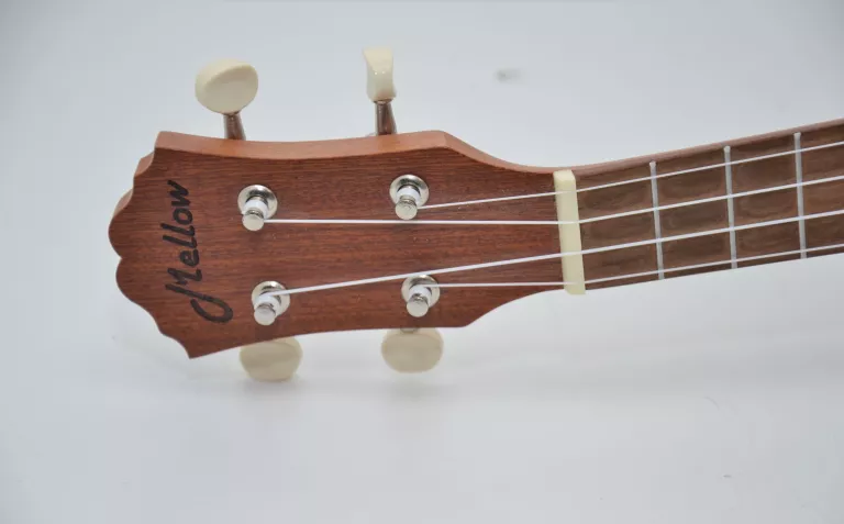 UKULELE MELLOW UK-3
