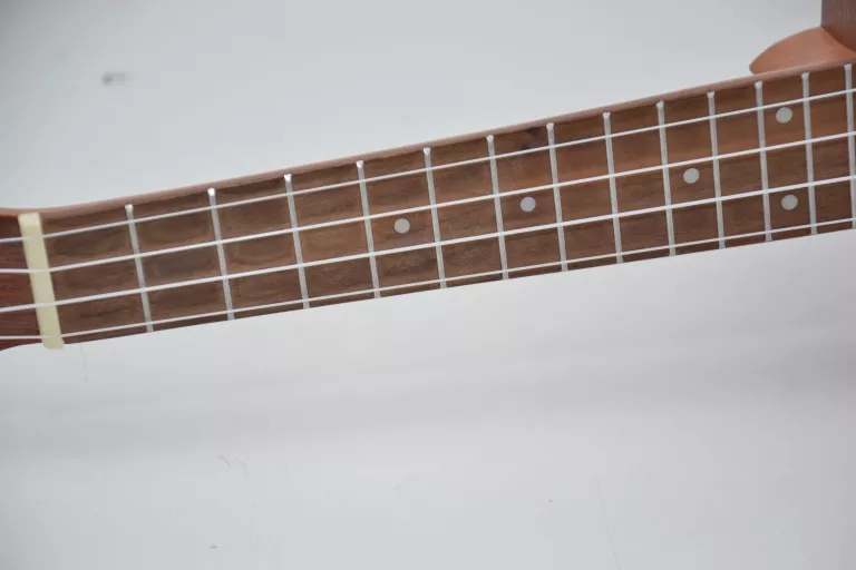 UKULELE MELLOW UK-3