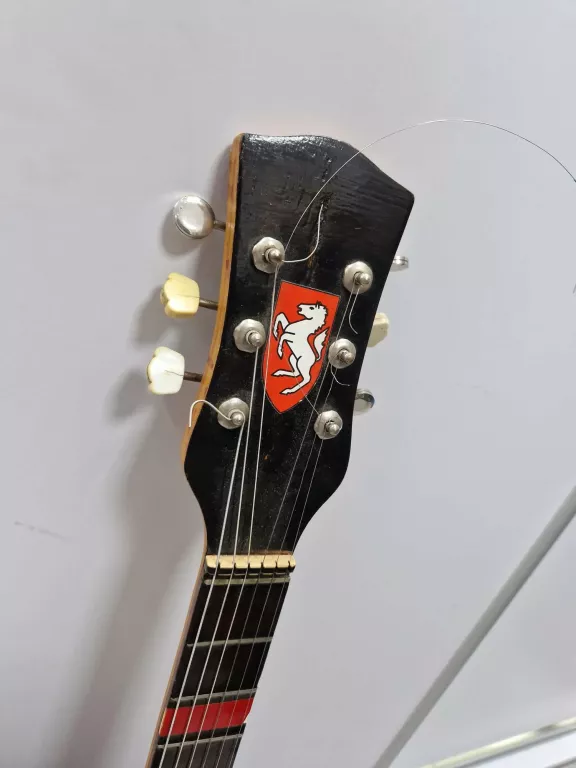 GITARA ELEKTRYCZNA