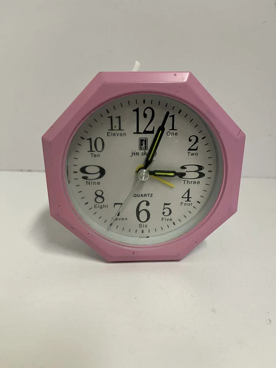 klasyczny-rozowy-budzik-polecam-kalwaryjska-37-krakow-kotkiewicz-sj