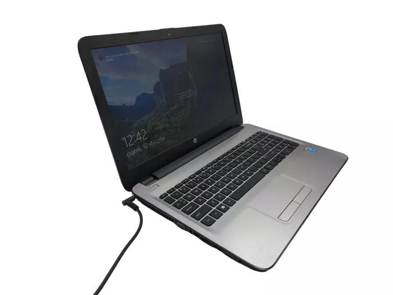 LAPTOP HP 250 G5 I3-5005U 4GB RAM 256GB SSD 15.6" OPIS