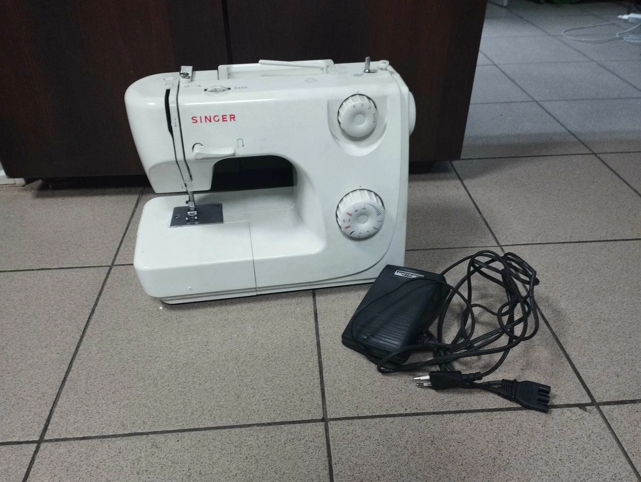 MASZYNA DO SZYCIA SINGER 8280 | Maszyny do szycia | Loombard.pl