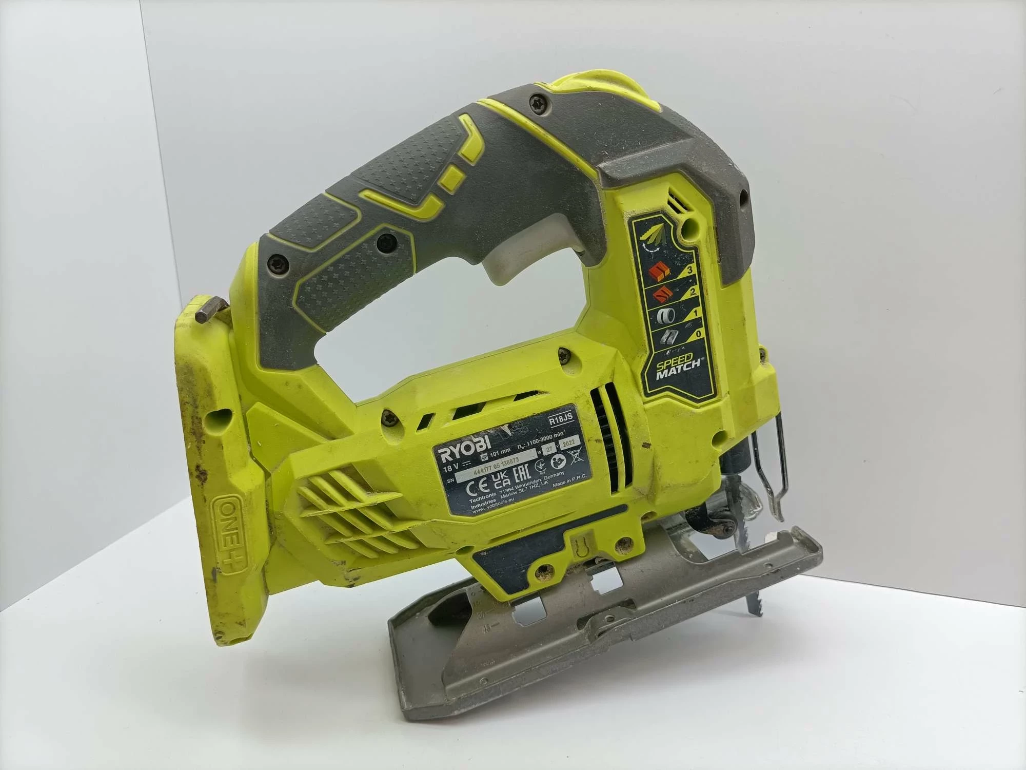 wyrzynarka-akumulatorowa-ryobi-r18js-one-rodzaj-silnika-silnik-szczotkowy