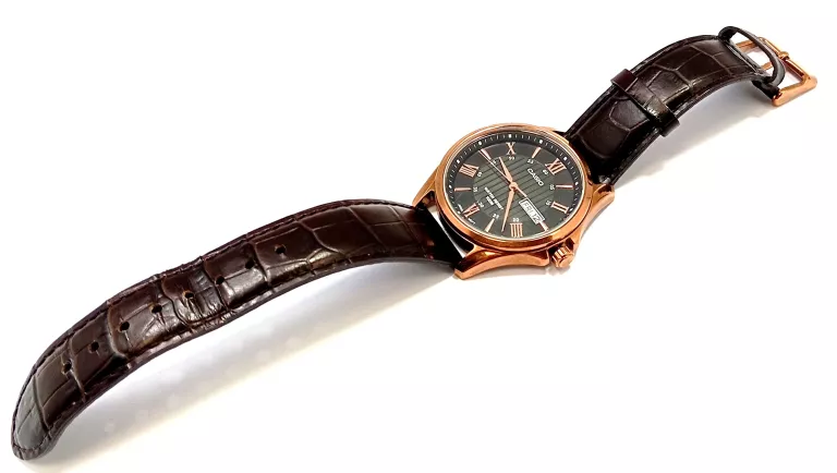 ZEGAREK MĘSKI CASIO MTP-1384