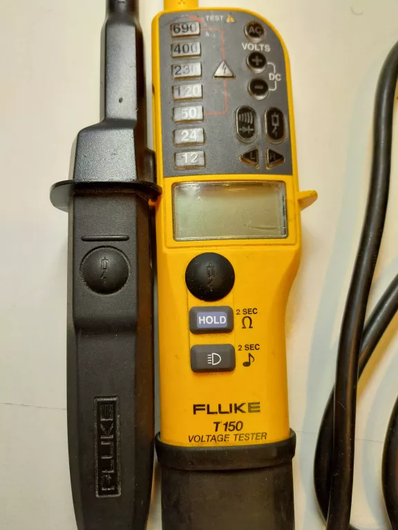 WSKAŹNIK NAPIĘCIA FLUKE T150 4016977+FUTERAŁ
