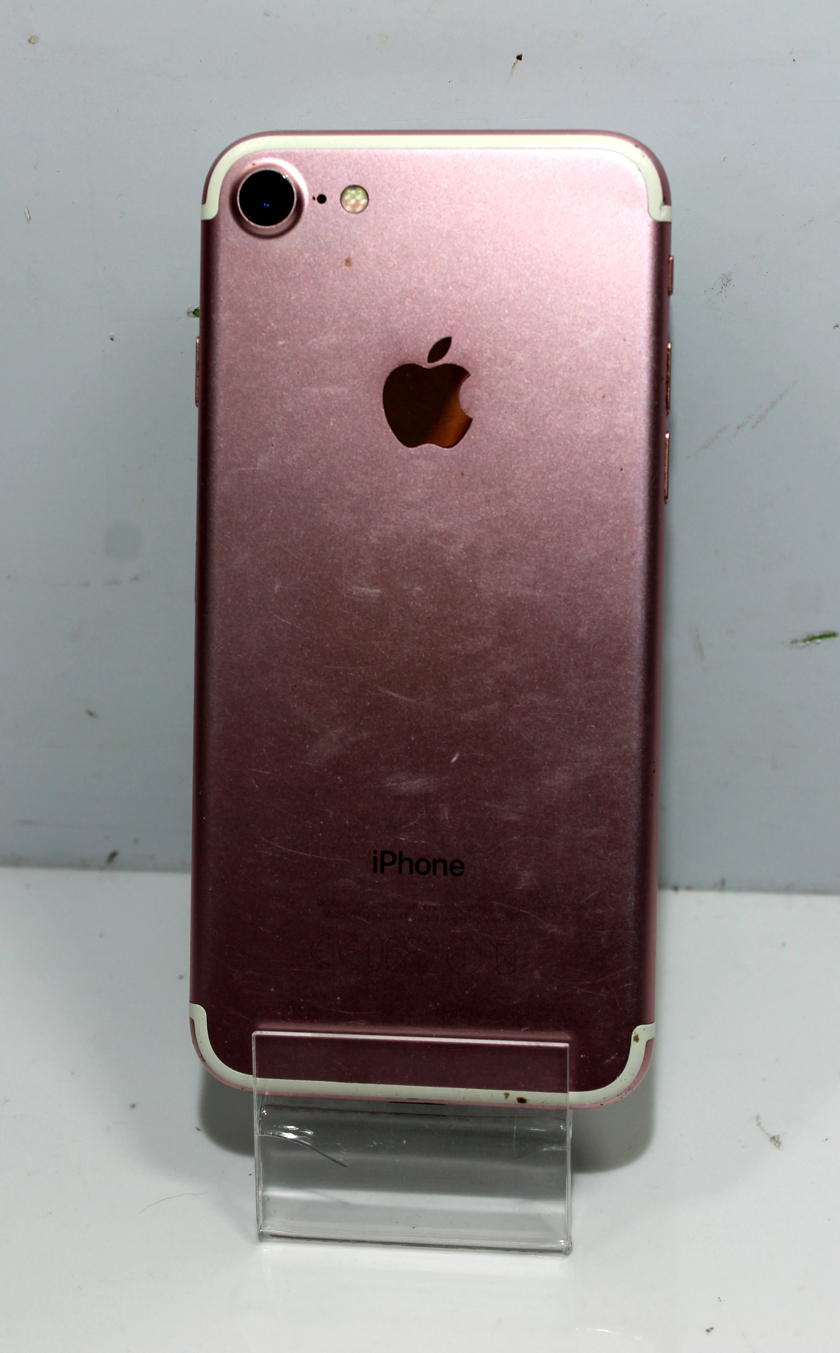 smartfon-apple-iphone-7-2-gb32-gb-rozowy-bat69-opis-wbudowana-pamiec-32-gb