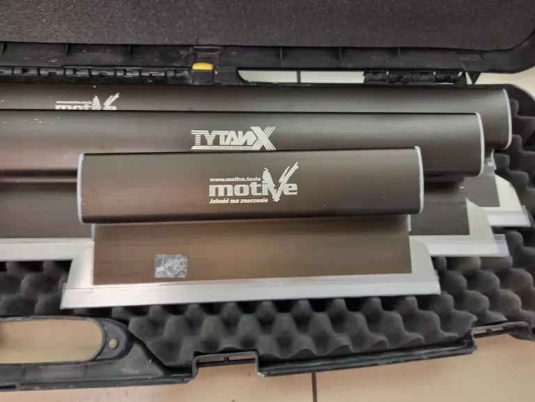 motive-zestaw-szpachli-do-gladzi-nozy-pior-do-gladzi-smart-249-set-stan-uzywany