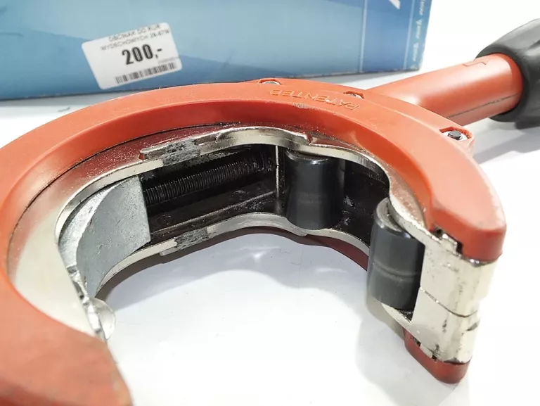 obcinak-do-rur-wydechowych-28-67mm-z-grzechotka-pud-kod-producenta-artc67