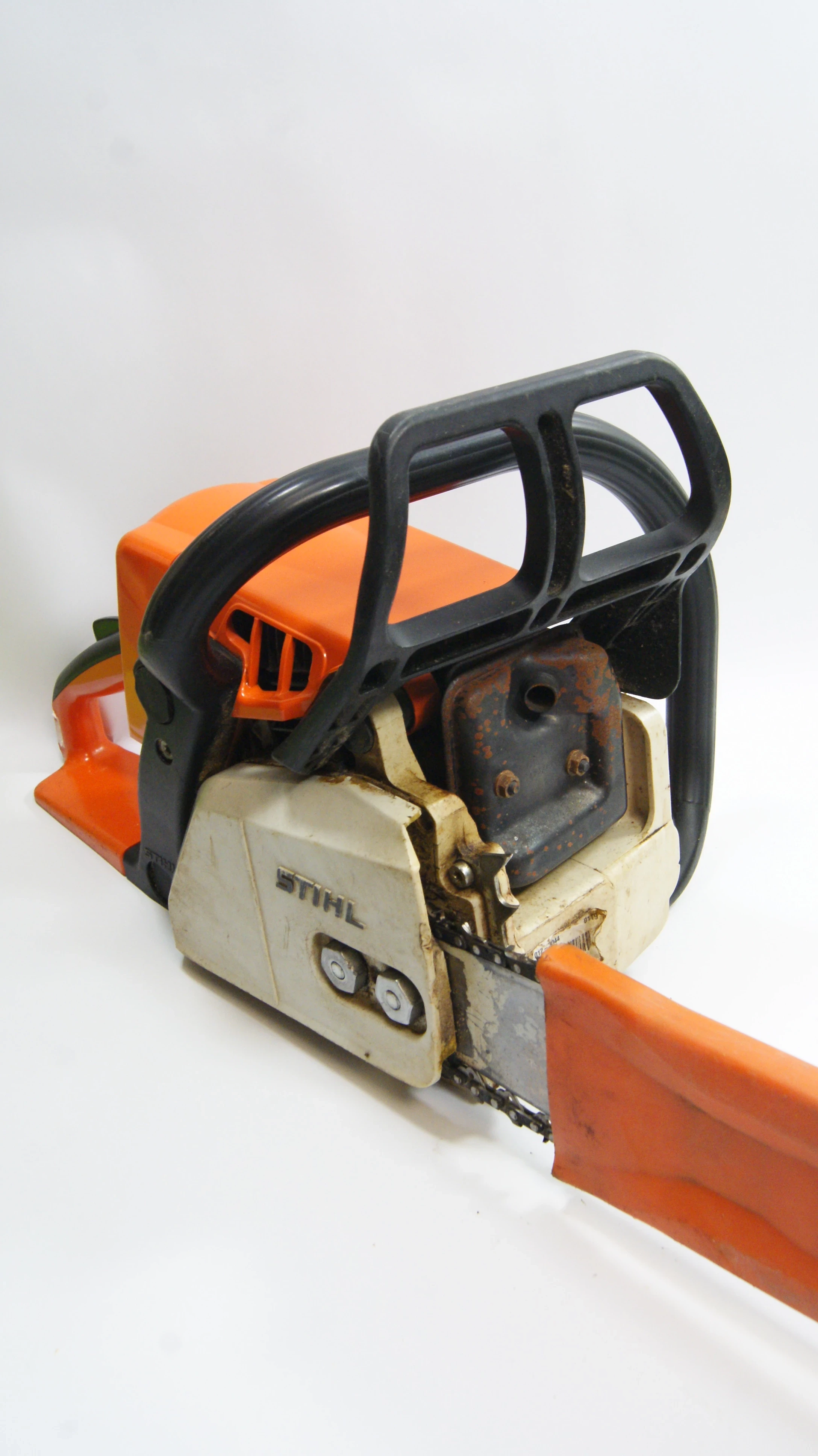 pilarka-stihl-ms250-2020r-zasilanie-spalinowe
