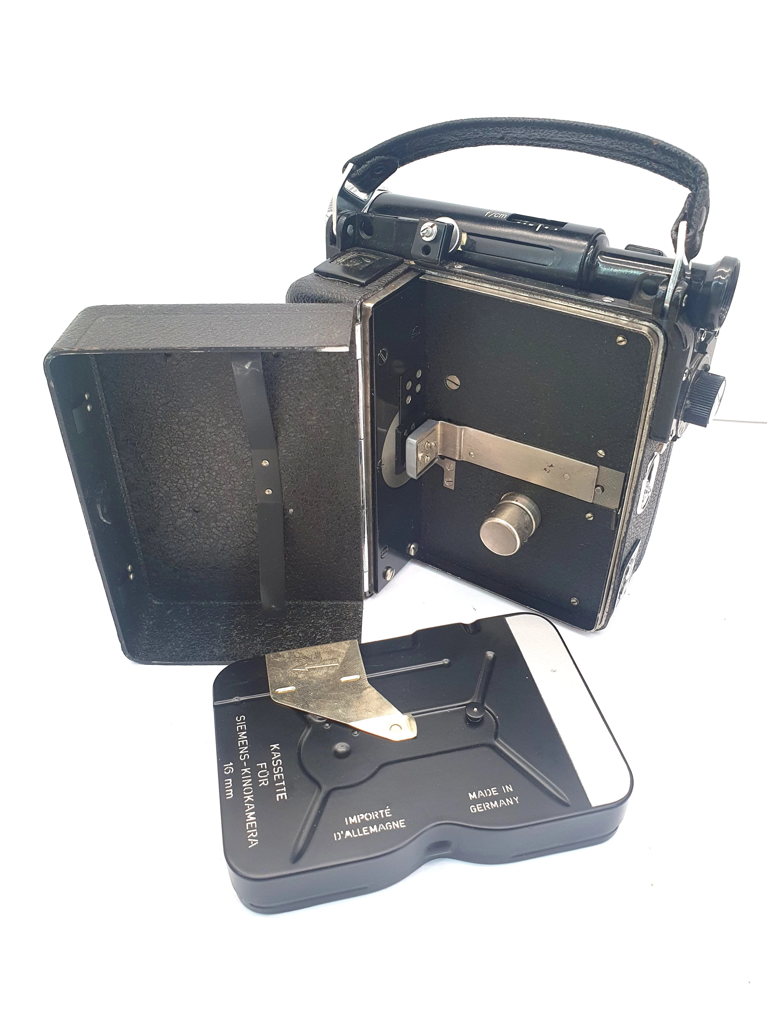 kamera-filmowa-siemenes-16mm-akcesoria-stan-nie-wymaga-renowacji