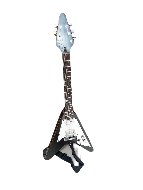 GITARA ELEKTRYCZNA JACKY JACKSON FLYING V 2000S BLACK ZESTAW REPLIKA