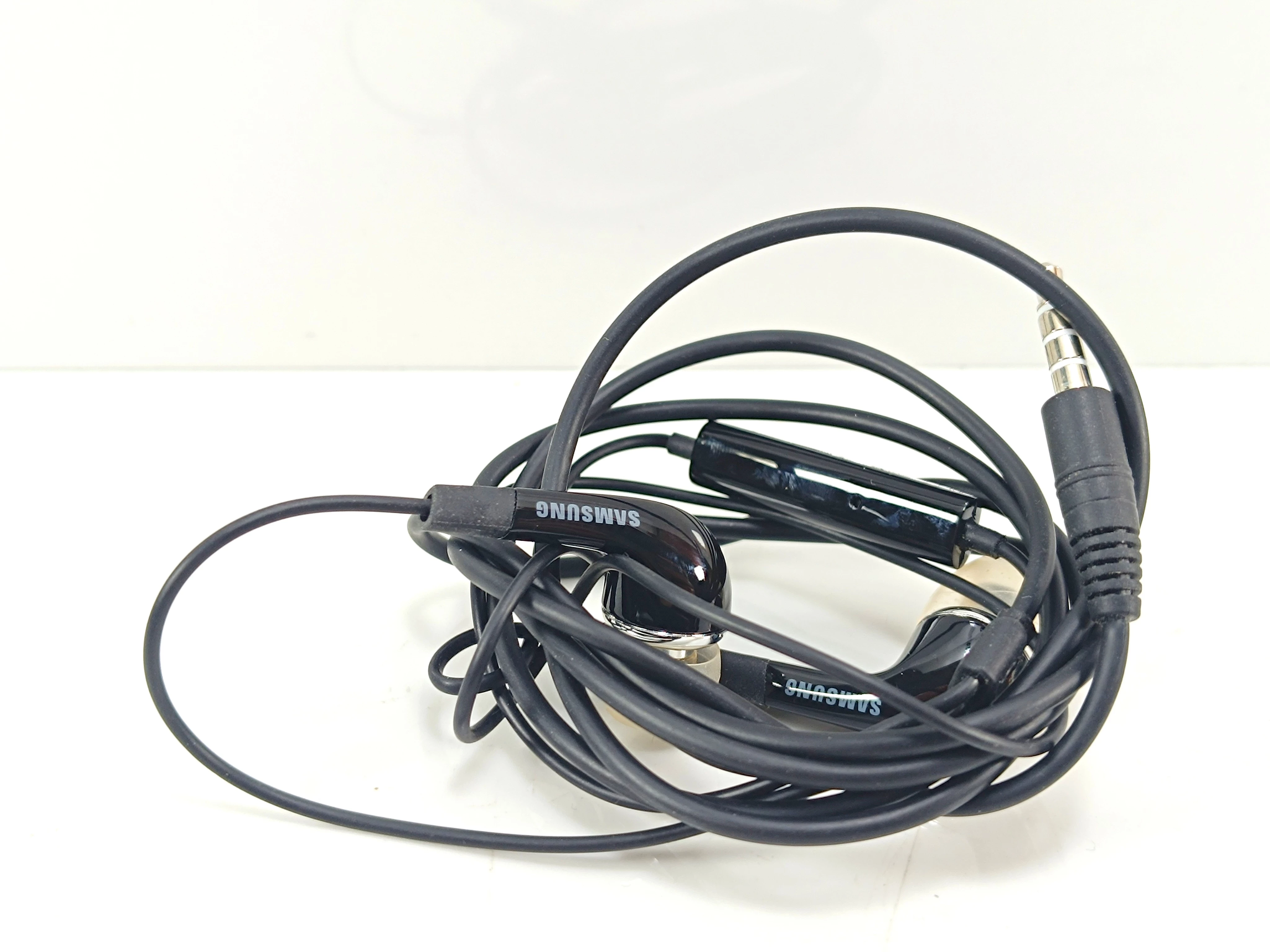 sluchawki-mini-jack-czarne-ean-gtin-5905601804925