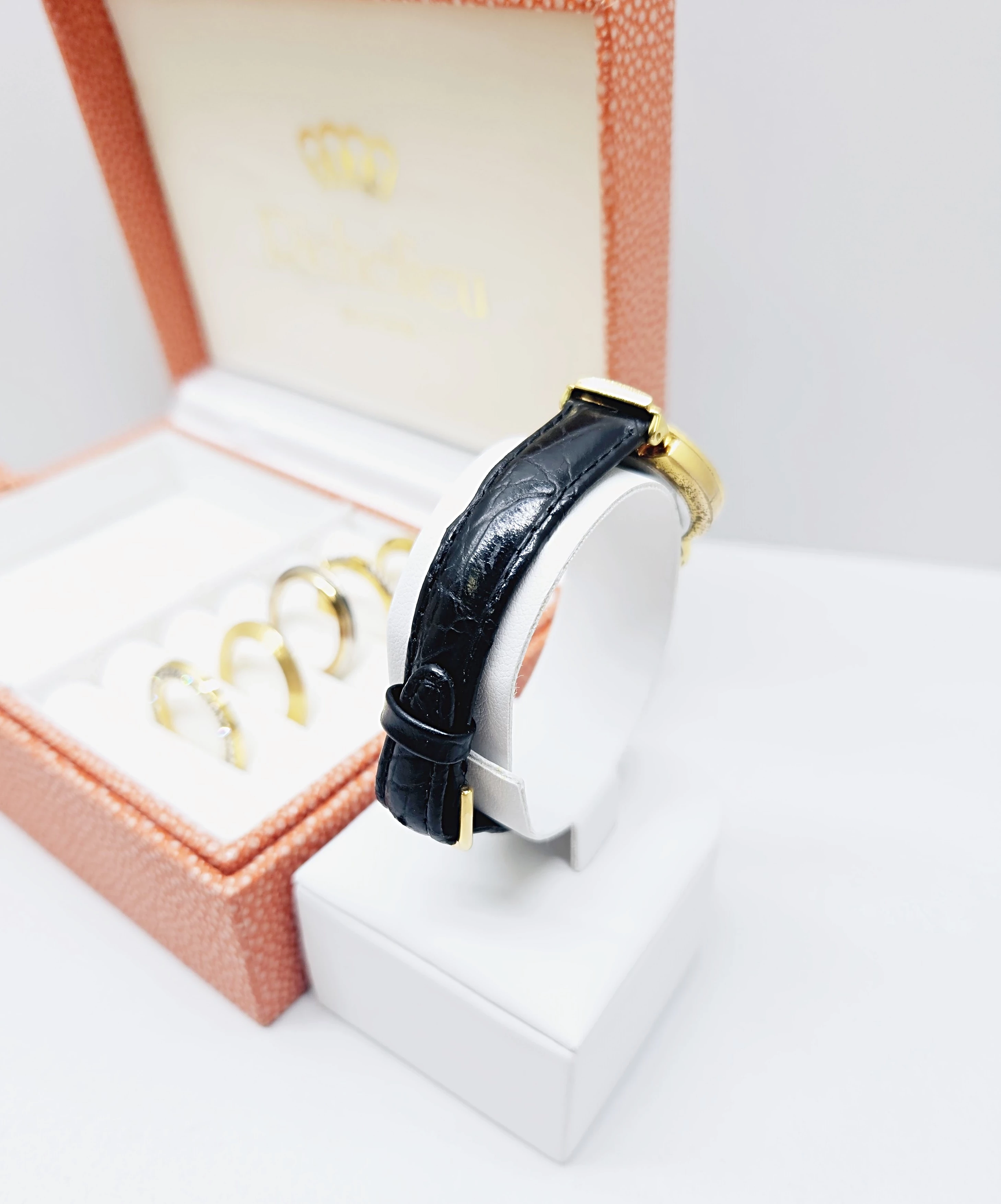 zegarek-damski-richelieu-swiss-ozdobny-mechanizm-kwarcowy