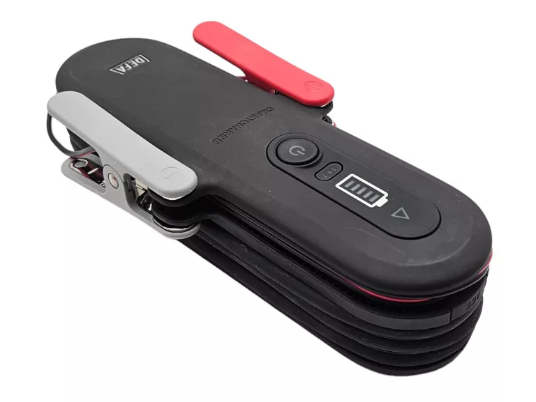 PROSTOWNIK DEFA SMART CHARGE BATTERY CHARGER 12V 701515